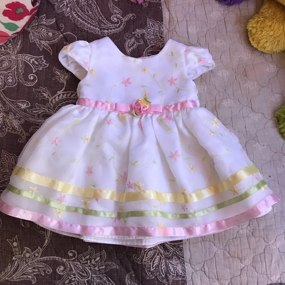 Girls dress